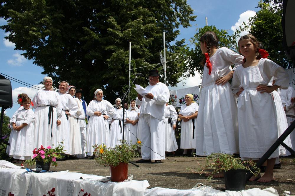 Izložba Zapovijedi pod lipom u Mikloušu