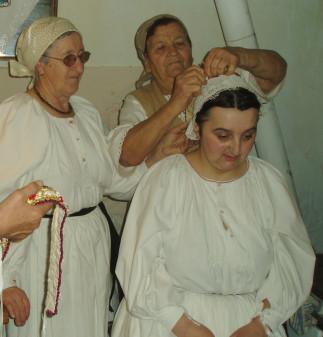 Izložba Zapovijedi pod lipom u Mikloušu