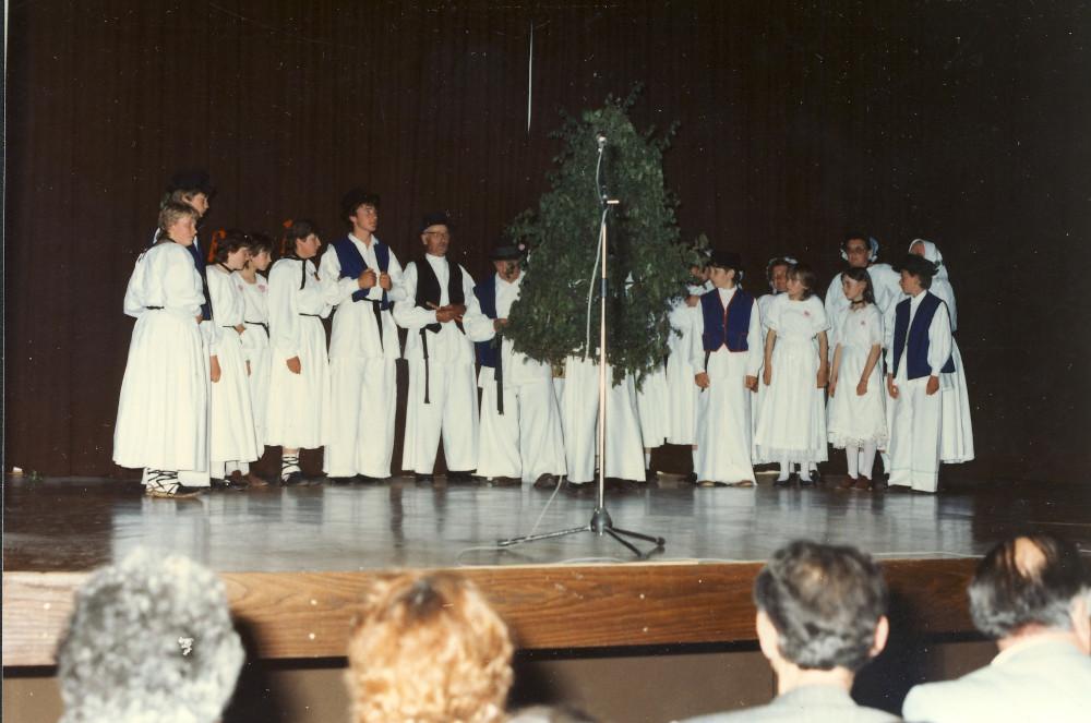 Izložba Zapovijedi pod lipom u Mikloušu